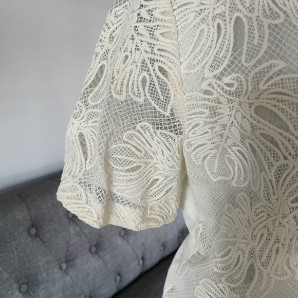 LOFT Dress Lace/Embroidered w/cotton lining - Picture 3 of 3